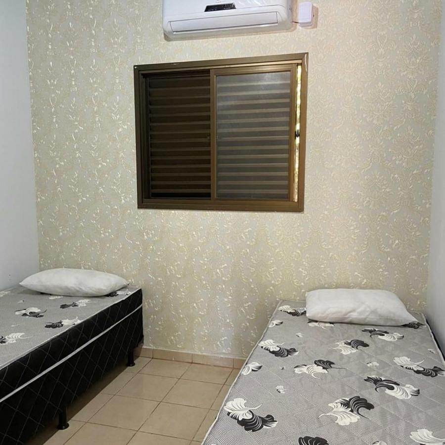 Casa Em Caldas - Piscina Solar E Eletrica Caldas Novas Dış mekan fotoğraf